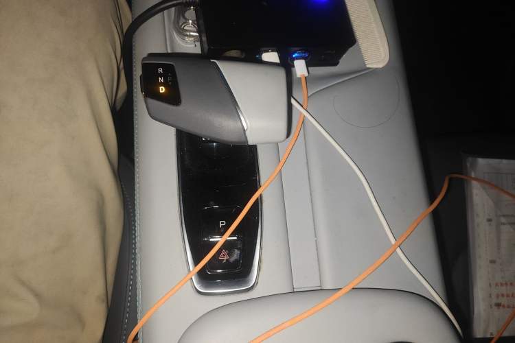 Used CHANGAN UNI-Z New Energy 2024 Blue Whale Smart Electric iDD 125km Beyond Edition Gear Lever