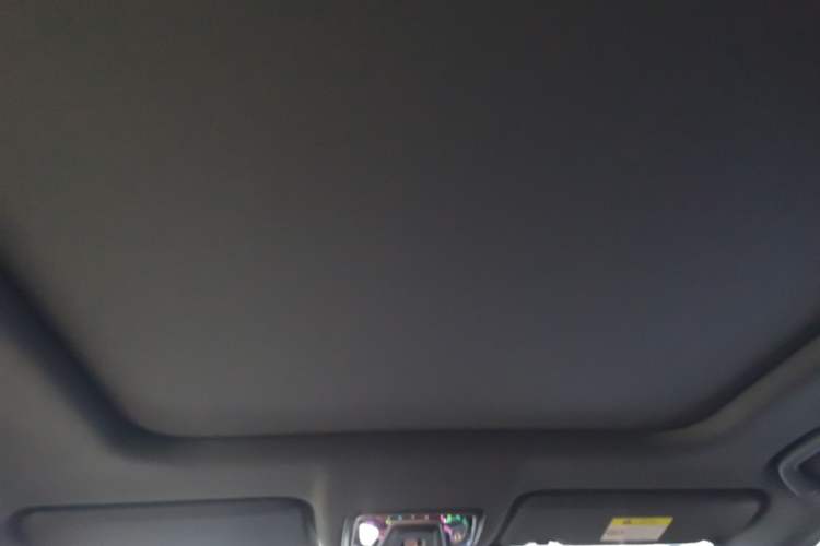 Used CHANGAN UNI-Z New Energy 2024 Blue Whale Smart Electric iDD 125km Excellence Model Headliner