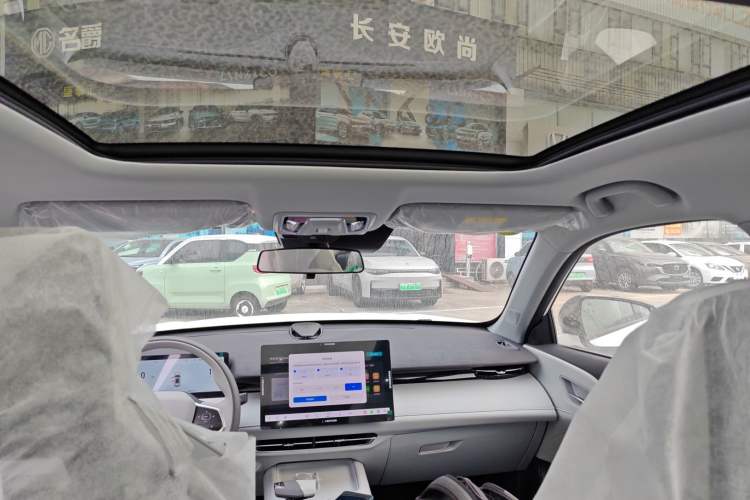 Used CHANGAN UNI-Z New Energy 2024 Blue Whale Smart Electric iDD 125km Beyond Edition Headliner