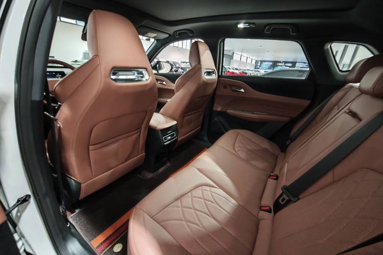 Used CHANGAN UNI-Z New Energy 2024 Blue Whale Smart Electric iDD 125km Excellence Model Interior 3