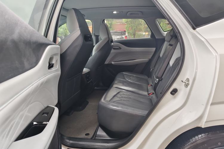 Used CHANGAN UNI-Z New Energy 2024 Blue Whale Smart Electric iDD 125km Excellence Model Interior 3