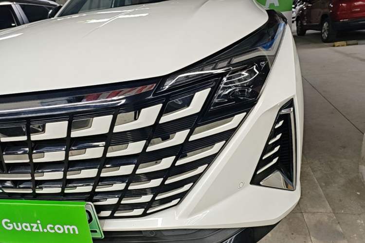 Used CHANGAN UNI-Z New Energy 2024 Blue Whale Smart Electric iDD 125km Excellence Model Left Front Headlight