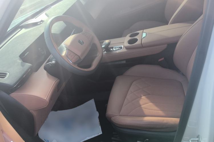 Used CHANGAN UNI-Z New Energy 2024 Blue Whale Smart Electric iDD 125km Excellence Model Left Front Seat