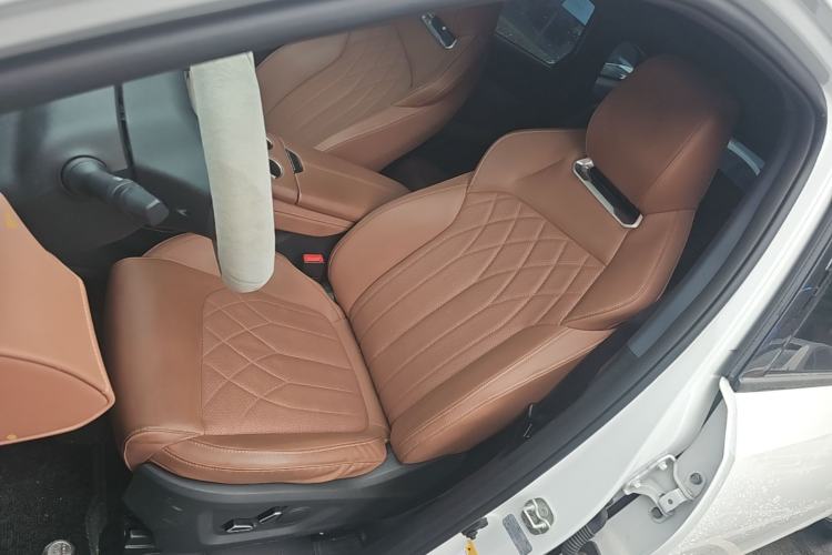 Used CHANGAN UNI-Z New Energy 2024 Blue Whale Smart Electric iDD 125km Beyond Edition Left Front Seat