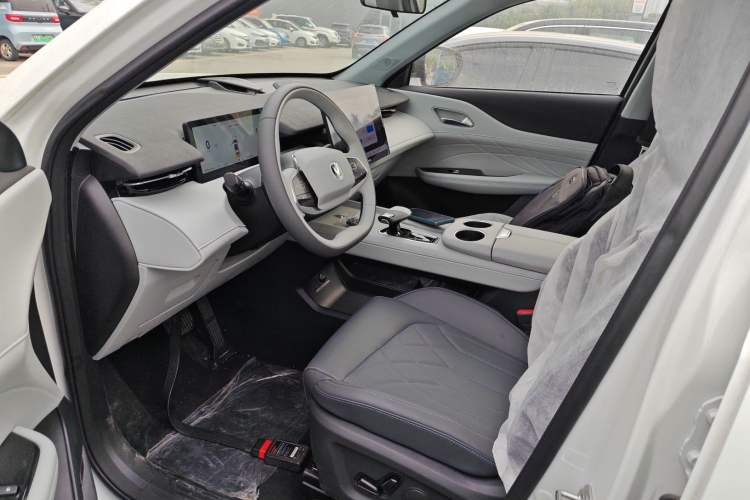 Used CHANGAN UNI-Z New Energy 2024 Blue Whale Smart Electric iDD 125km Beyond Edition Left Front Seat