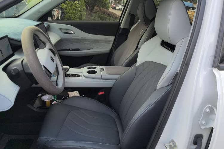 Used CHANGAN UNI-Z New Energy 2024 Blue Whale Smart Electric iDD 125km Beyond Edition Left Front Seat