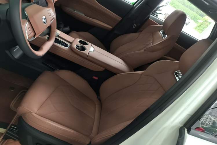 Used CHANGAN UNI-Z New Energy 2024 Blue Whale Smart Electric iDD 125km Beyond Edition Left Front Seat