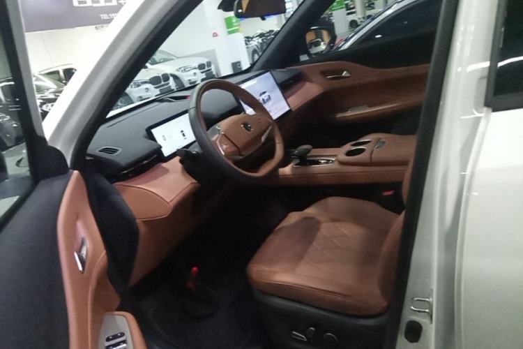 Used CHANGAN UNI-Z New Energy 2024 Blue Whale Smart Electric iDD 125km Beyond Edition Left Front Seat