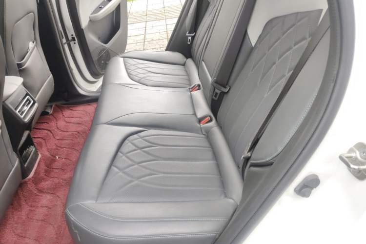 Used CHANGAN UNI-Z New Energy 2024 Blue Whale Smart Electric iDD 125km Beyond Edition Left Rear Seat
