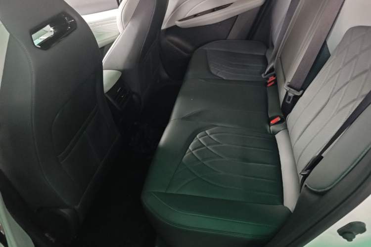 Used CHANGAN UNI-Z New Energy 2024 Blue Whale Smart Electric iDD 125km Excellence Model Left Rear Seat