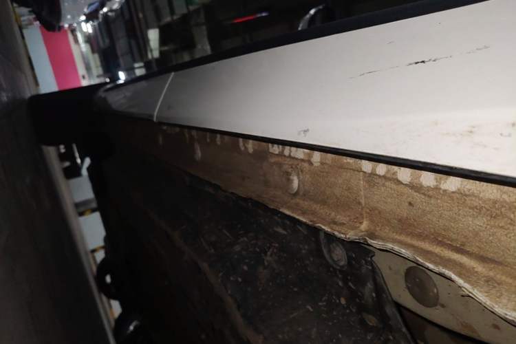 Used CHANGAN UNI-Z New Energy 2024 Blue Whale Smart Electric iDD 125km Excellence Model Left Side Sill