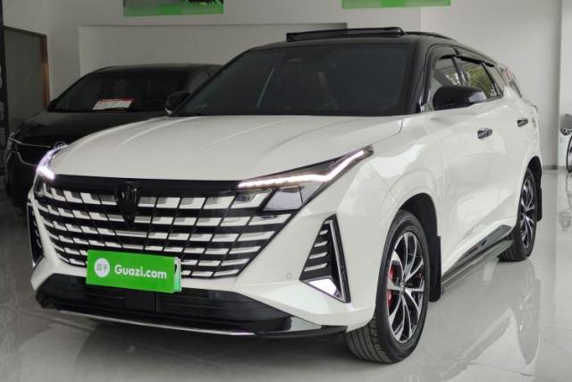 Used CHANGAN UNI-Z New Energy 2024 Blue Whale Smart Electric iDD 125km Beyond Edition