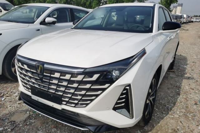 Used CHANGAN UNI-Z New Energy 2024 Blue Whale Smart Electric iDD 125km Excellence Model
