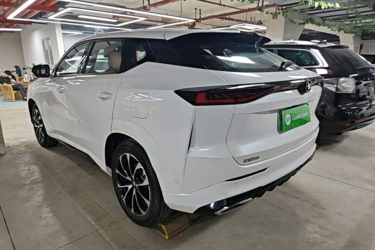 Used CHANGAN UNI-Z New Energy 2024 Blue Whale Smart Electric iDD 125km Excellence Model Rear Left 45 Deg