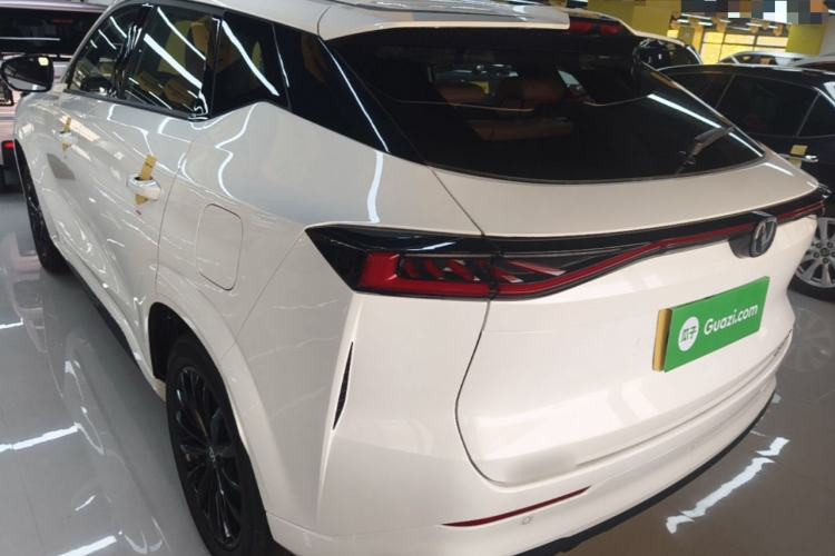 Used CHANGAN UNI-Z New Energy 2024 Blue Whale Smart Electric iDD 125km Leading Model Rear Left 45 Deg