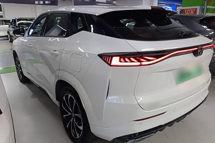 Used CHANGAN UNI-Z New Energy 2024 Blue Whale Smart Electric iDD 125km Excellence Model Rear Left 45 Deg