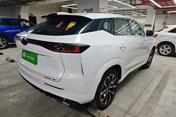 Used CHANGAN UNI-Z New Energy 2024 Blue Whale Smart Electric iDD 125km Excellence Model Rear Right 45 Deg