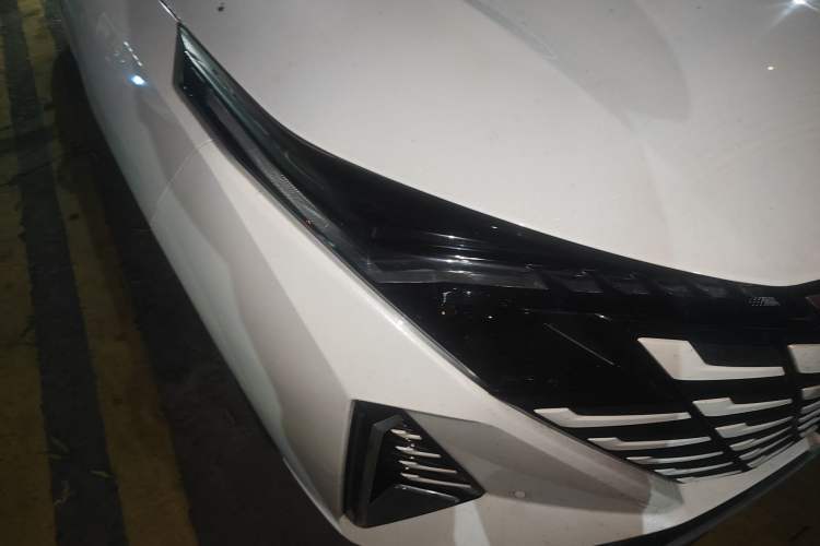 Used CHANGAN UNI-Z New Energy 2024 Blue Whale Smart Electric iDD 125km Beyond Edition Right Front Headlight