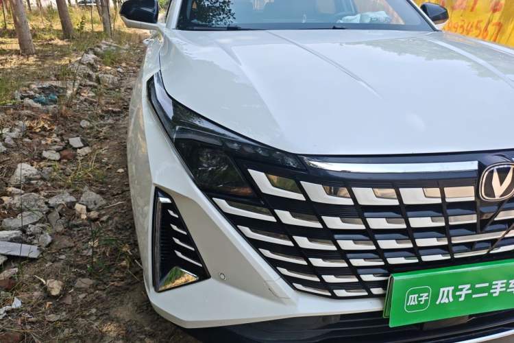 Used CHANGAN UNI-Z New Energy 2024 Blue Whale Smart Electric iDD 125km Beyond Edition Right Front Headlight
