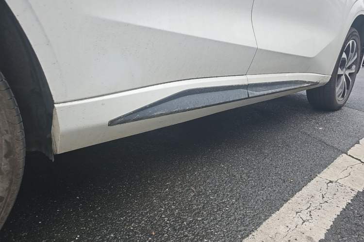 Used CHANGAN UNI-Z New Energy 2024 Blue Whale Smart Electric iDD 125km Beyond Edition Right Side Sill