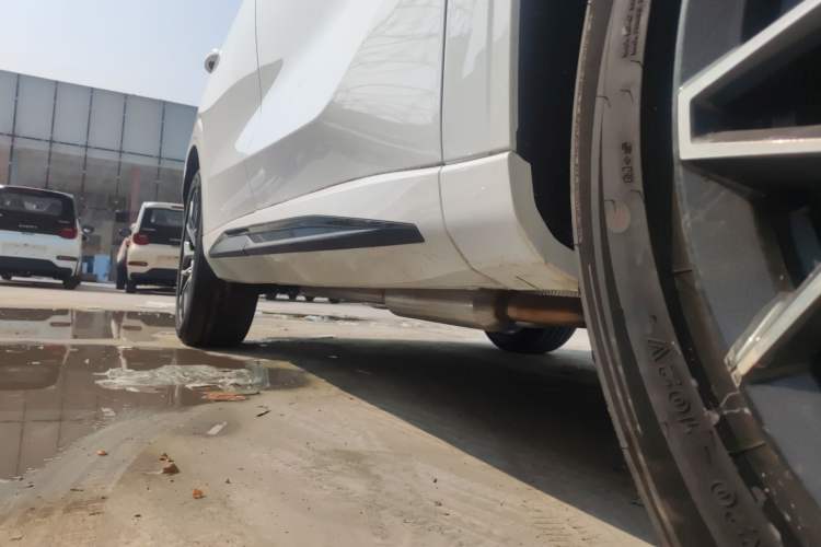 Used CHANGAN UNI-Z New Energy 2024 Blue Whale Smart Electric iDD 125km Excellence Model Right Side Sill