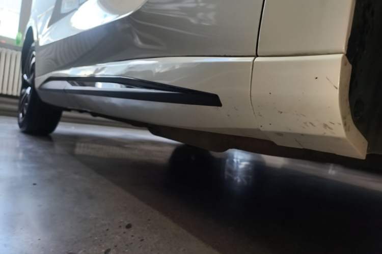 Used CHANGAN UNI-Z New Energy 2024 Blue Whale Smart Electric iDD 125km Excellence Model Right Side Sill
