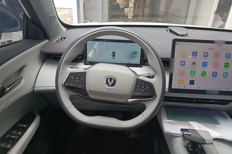 Used CHANGAN UNI-Z New Energy 2024 Blue Whale Smart Electric iDD 125km Excellence Model Steering Wheel