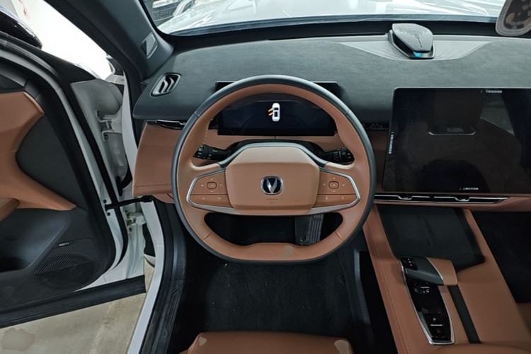 Used CHANGAN UNI-Z New Energy 2024 Blue Whale Smart Electric iDD 125km Excellence Model Steering Wheel
