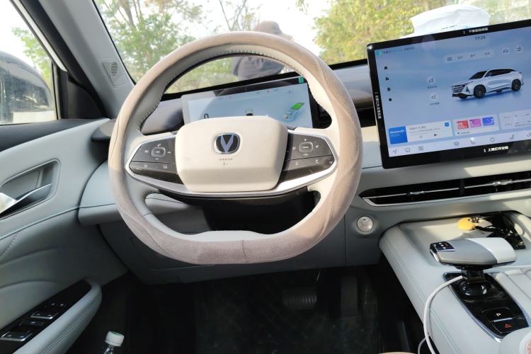 Used CHANGAN UNI-Z New Energy 2024 Blue Whale Smart Electric iDD 125km Beyond Edition Steering Wheel
