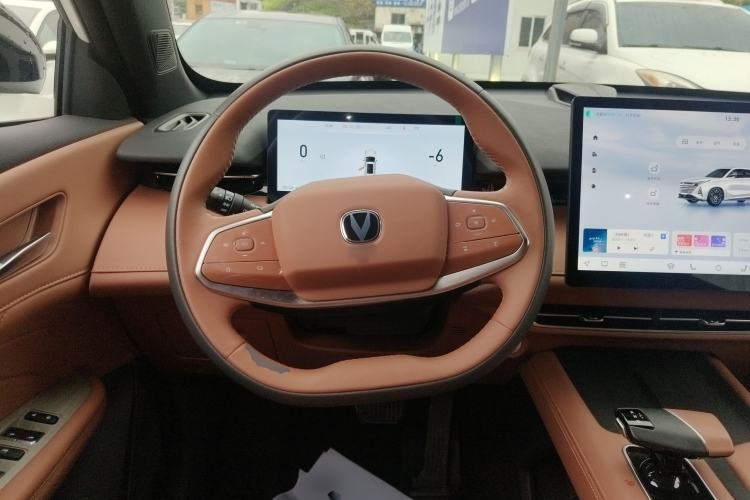 Used CHANGAN UNI-Z New Energy 2024 Blue Whale Smart Electric iDD 125km Excellence Model Steering Wheel