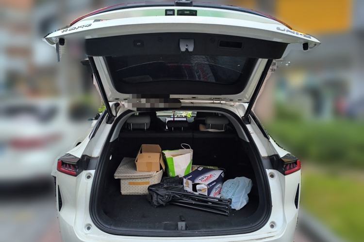 Used CHANGAN UNI-Z New Energy 2024 Blue Whale Smart Electric iDD 125km Excellence Model Trunk