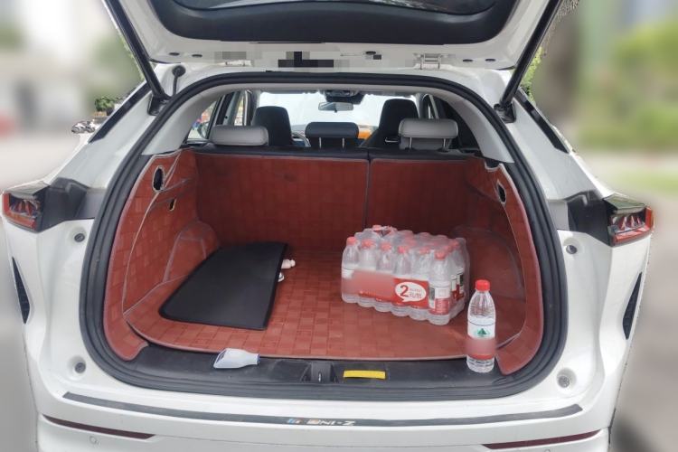 Used CHANGAN UNI-Z New Energy 2024 Blue Whale Smart Electric iDD 125km Beyond Edition Trunk
