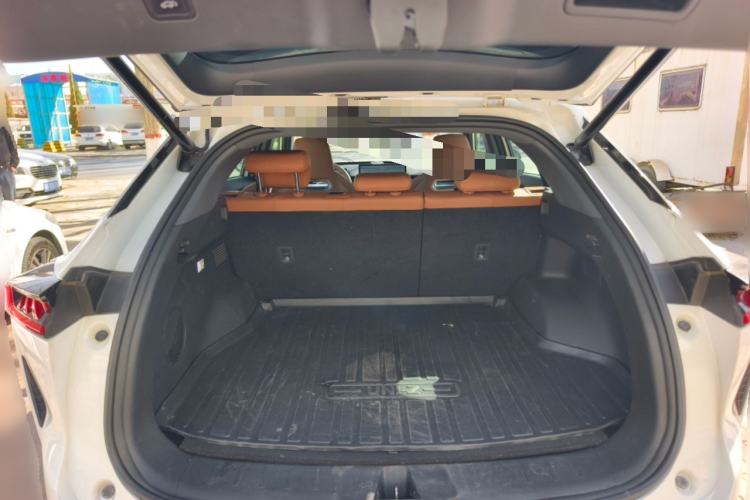 Used CHANGAN UNI-Z New Energy 2024 Blue Whale Smart Electric iDD 125km Leading Model Trunk