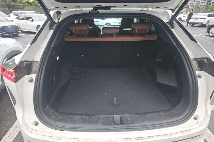 Used CHANGAN UNI-Z New Energy 2024 Blue Whale Smart Electric iDD 125km Beyond Edition Trunk
