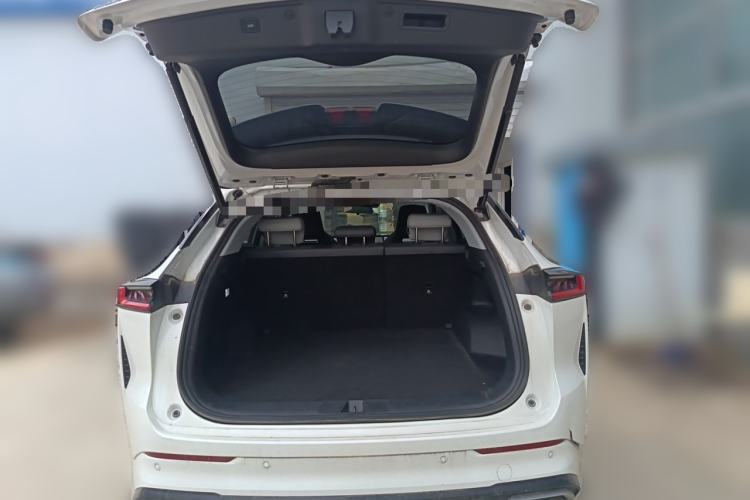 Used CHANGAN UNI-Z New Energy 2024 Blue Whale Smart Electric iDD 125km Excellence Model Trunk