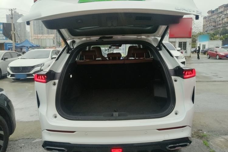 Used CHANGAN UNI-Z New Energy 2024 Blue Whale Smart Electric iDD 125km Excellence Model Trunk