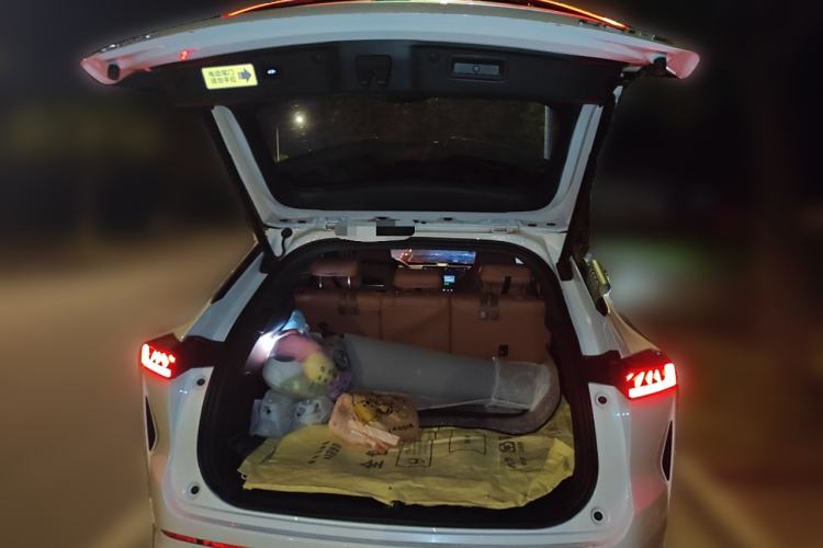 Used CHANGAN UNI-Z New Energy 2024 Blue Whale Smart Electric iDD 125km Beyond Edition Trunk