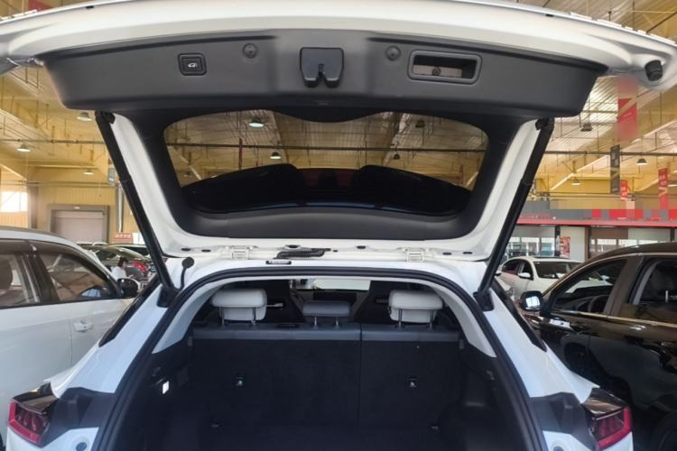 Used CHANGAN UNI-Z New Energy 2024 Blue Whale Smart Electric iDD 125km Excellence Model Trunk