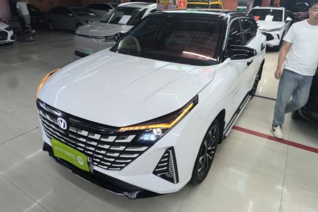 CHANGAN UNI-Z New Energy 2024 Blue Whale Smart Electric iDD 125km Beyond Edition usata