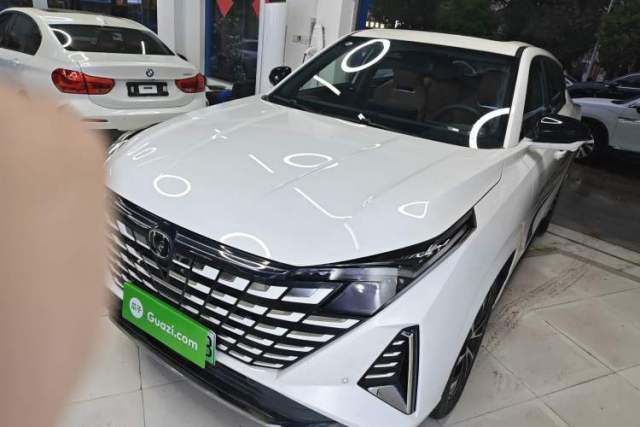 Used CHANGAN UNI-Z New Energy 2024 Blue Whale Smart Electric iDD 125km Beyond Edition