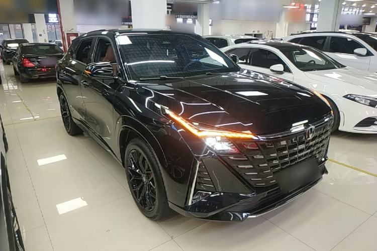 Used CHANGAN UNI-Z New Energy 2025 Model, Smart New Blue Whale 125km Battleship+ Version Front Right 45 Deg