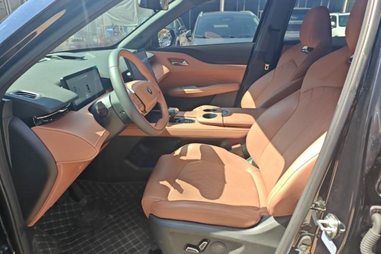 Used CHANGAN UNI-Z New Energy 2025 Model, Smart New Blue Whale 125km Battleship+ Version Left Front Seat