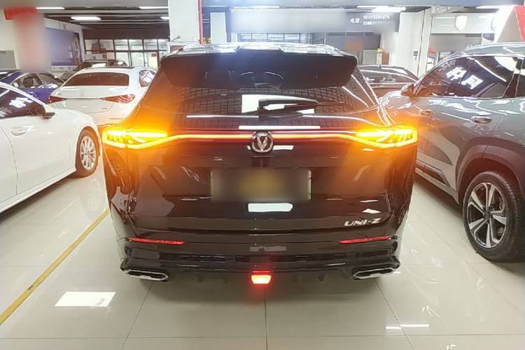 Used CHANGAN UNI-Z New Energy 2025 Model, Smart New Blue Whale 125km Battleship+ Version Rear