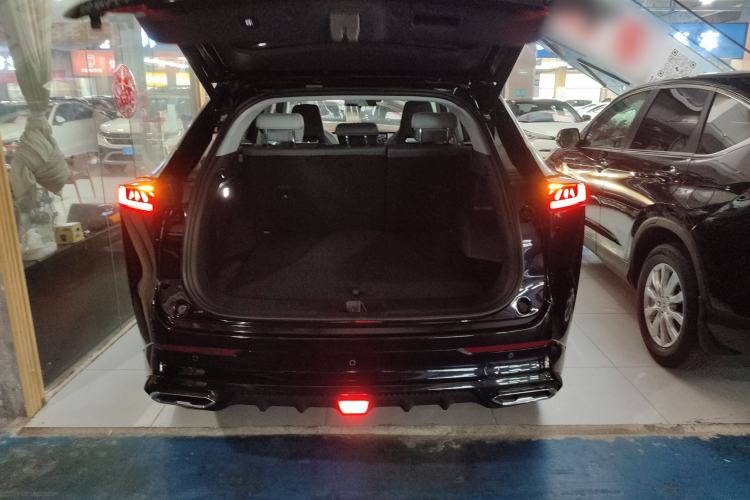 Used CHANGAN UNI-Z New Energy 2025 Model, Smart New Blue Whale 125km Battleship+ Version Trunk