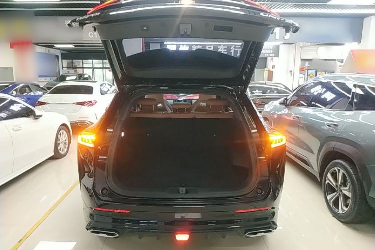 Used CHANGAN UNI-Z New Energy 2025 Model, Smart New Blue Whale 125km Battleship+ Version Trunk