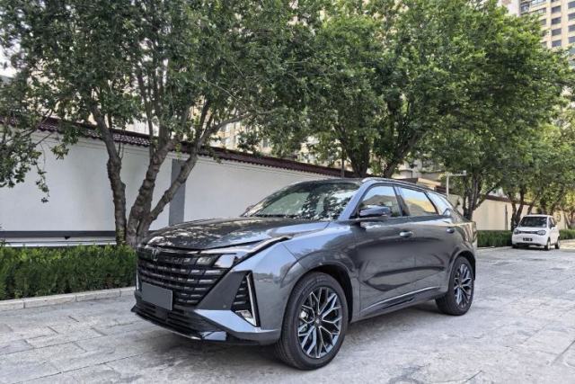 Used CHANGAN UNI-Z New Energy 2025 Model, Smart New Blue Whale 125km Battleship+ Version