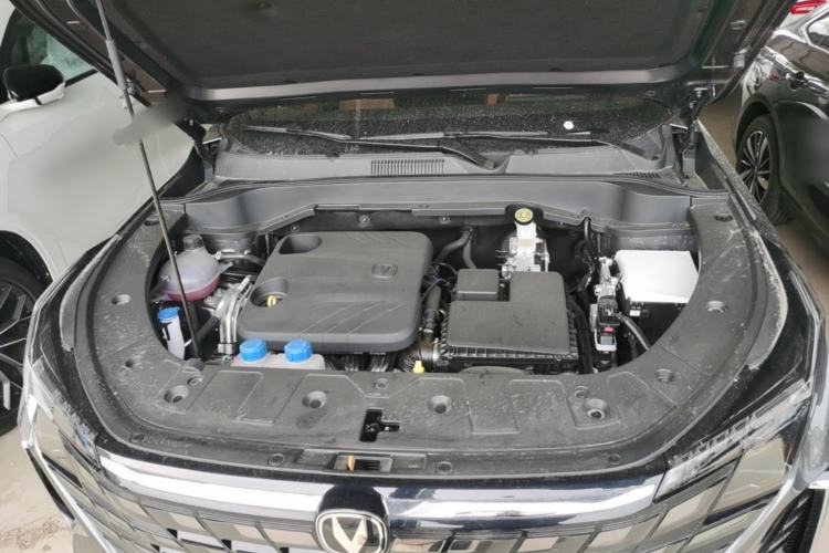 Used CHANGAN UNI-Z New Energy 2025 Model, Smart New Blue Whale 125km Battleship+ Version Engine Bay