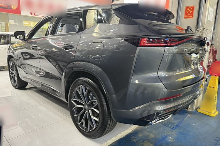 Used CHANGAN UNI-Z New Energy 2025 Model, Smart New Blue Whale 125km Battleship+ Version Exterior 1