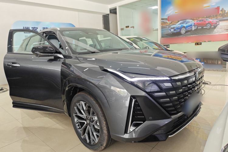Used CHANGAN UNI-Z New Energy 2025 Model, Smart New Blue Whale 125km Battleship+ Version Exterior 1