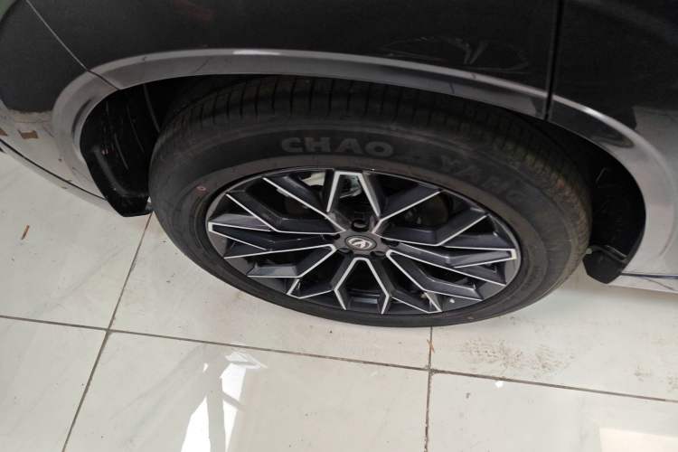Used CHANGAN UNI-Z New Energy 2025 Model, Smart New Blue Whale 125km Battleship+ Version Exterior 8